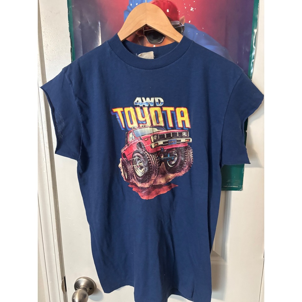 Vintage 80s Toyota 4WD Monster Truck Muscle T-Shirt Navy Blue Bantams XL USA - Picture 3 of 5
